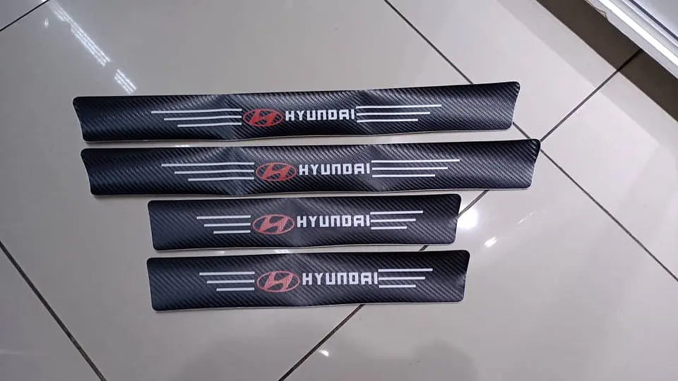 Set De 4 zócalos Para Las Cuatro Puertas del auto Hyundai 10