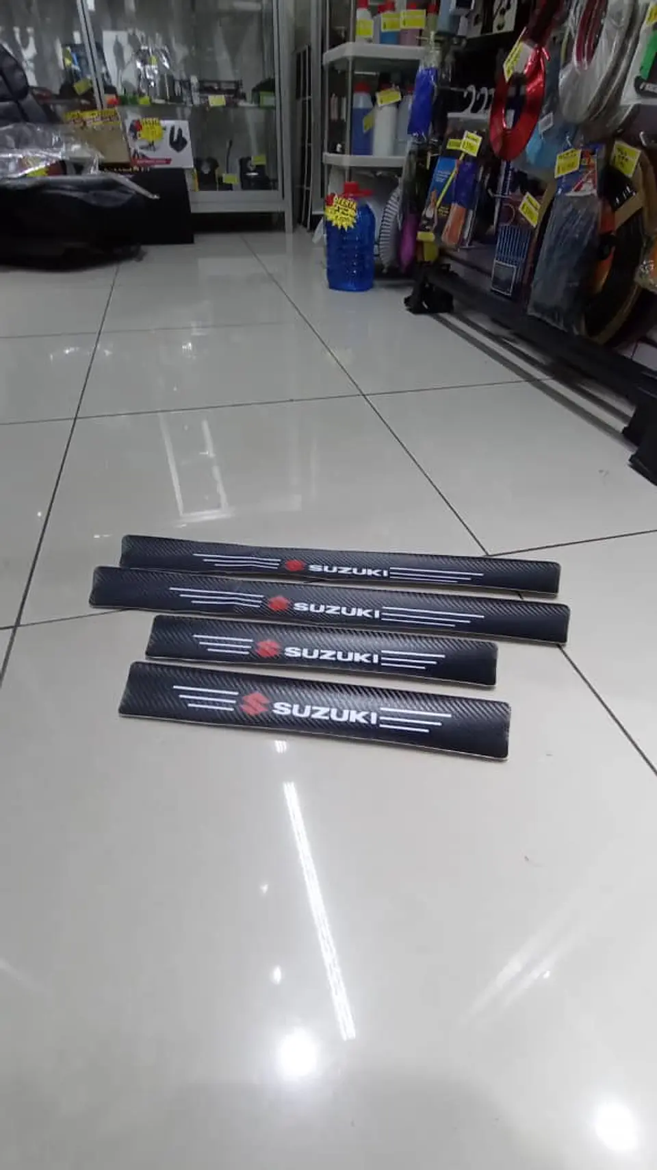 Set De 4 zócalos Para Las Cuatro Puertas del auto Suzuki 5