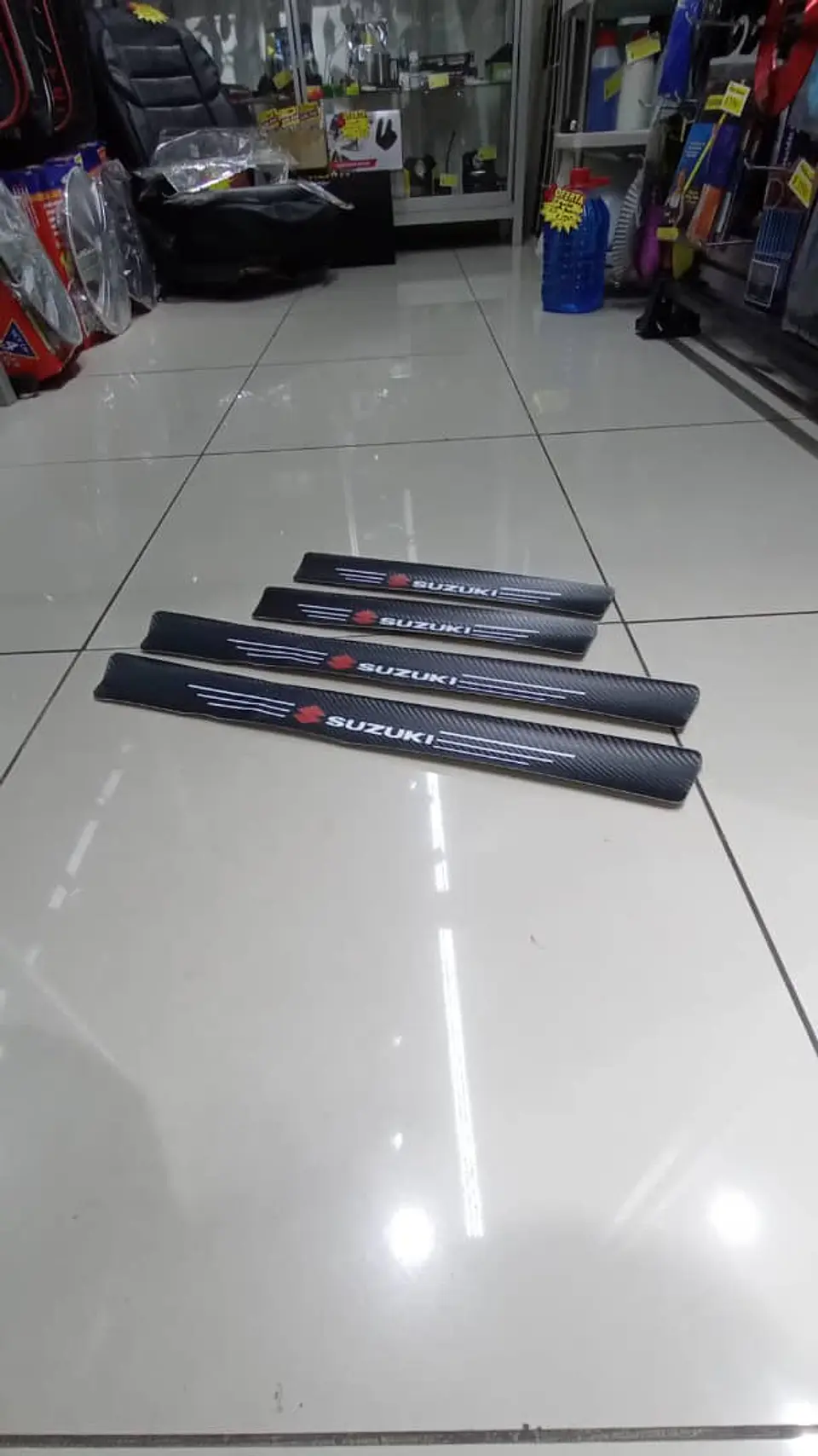 Set De 4 zócalos Para Las Cuatro Puertas del auto Suzuki 7