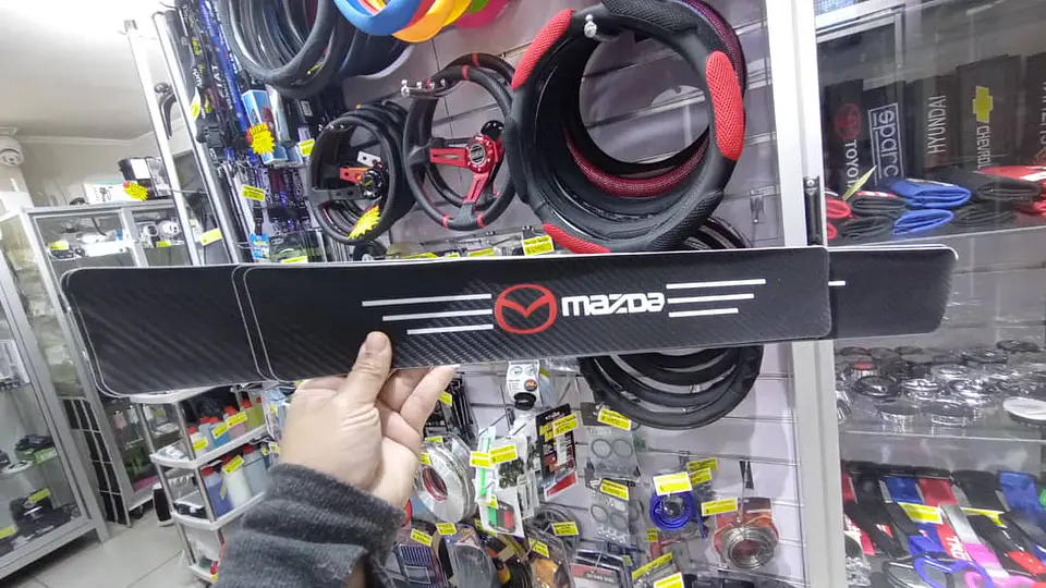 Set De 4 zócalos Para Las Cuatro Puertas del auto Mazda 8