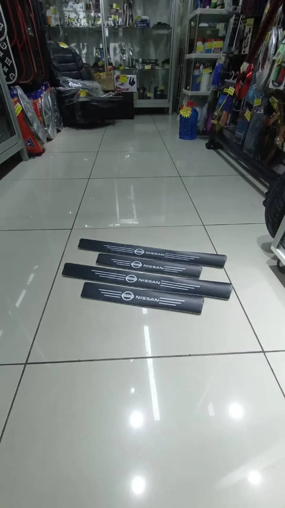 Set De 4 zócalos Para Las Cuatro Puertas del auto Nissan 3