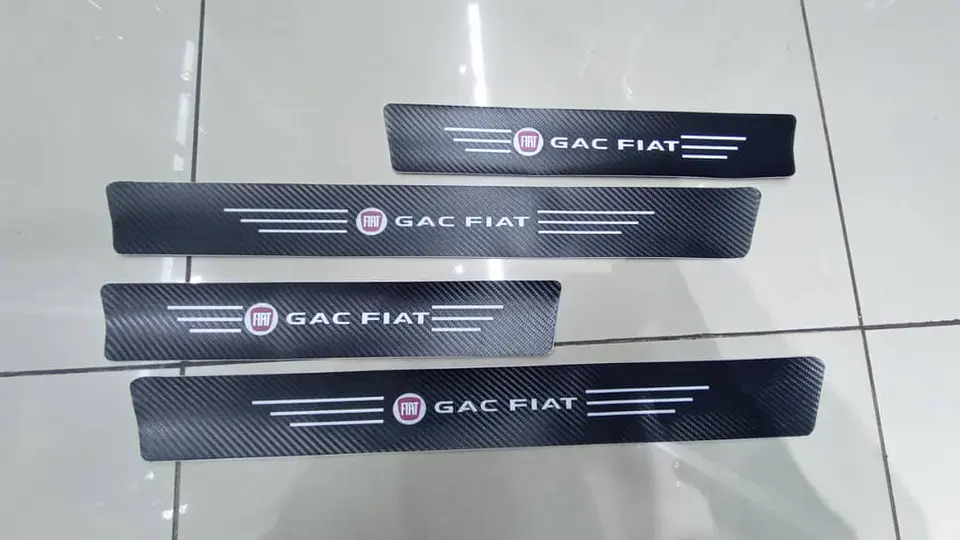 Set De 4 zócalos Para Las Cuatro Puertas del auto Fiat 1