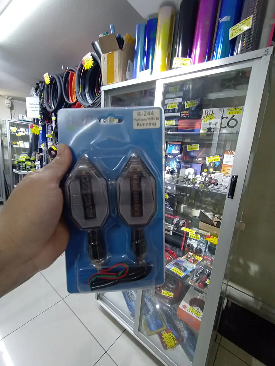 X2 Set Luz intermitente ideal para moto, modelo Duo Color, Disponible 5