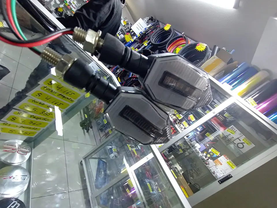 X2 Set Luz intermitente ideal para moto, modelo Duo Color, Disponible 6