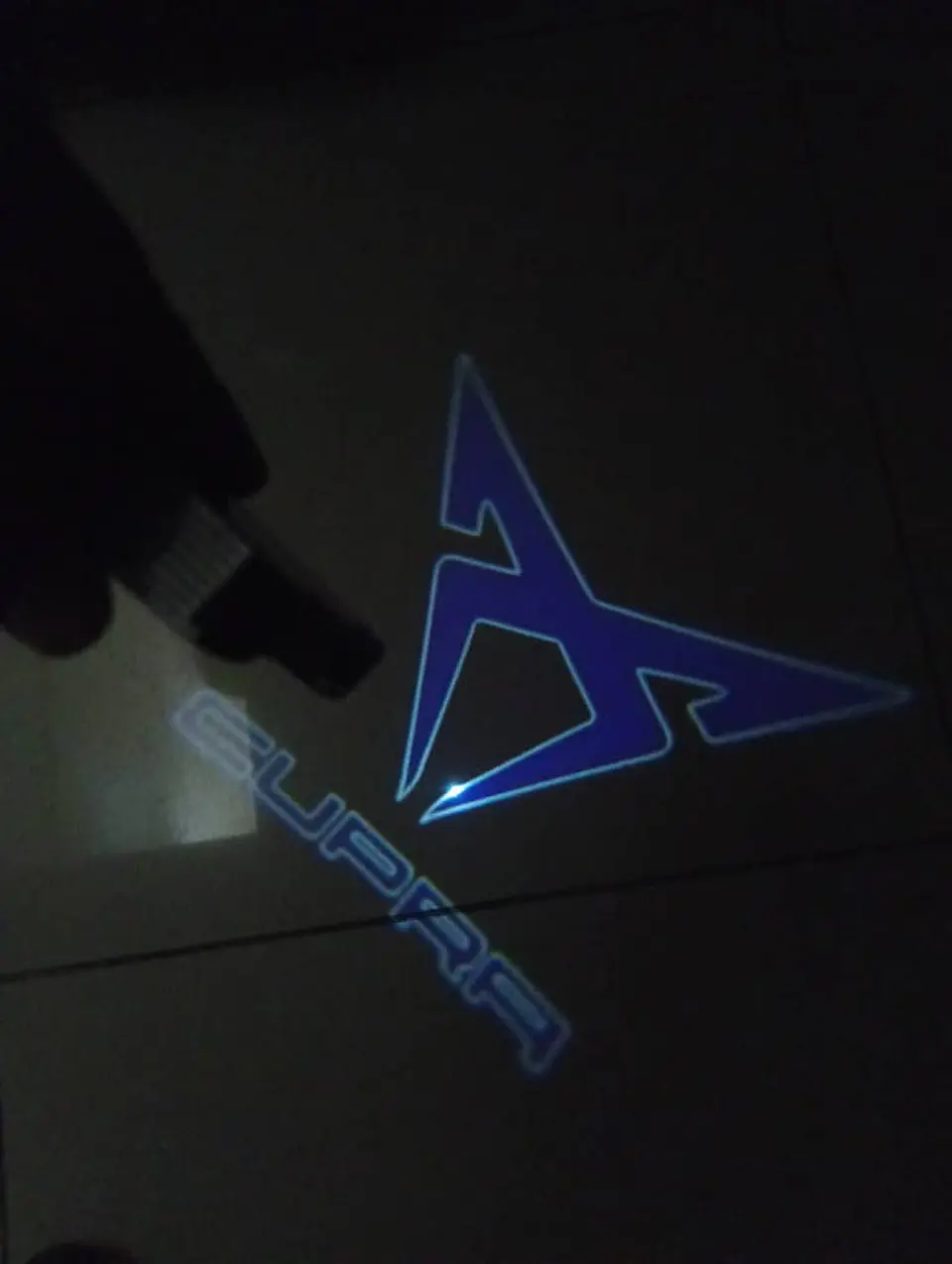 X2 luces LED cortesía para puertas - Cupra logo azul 2