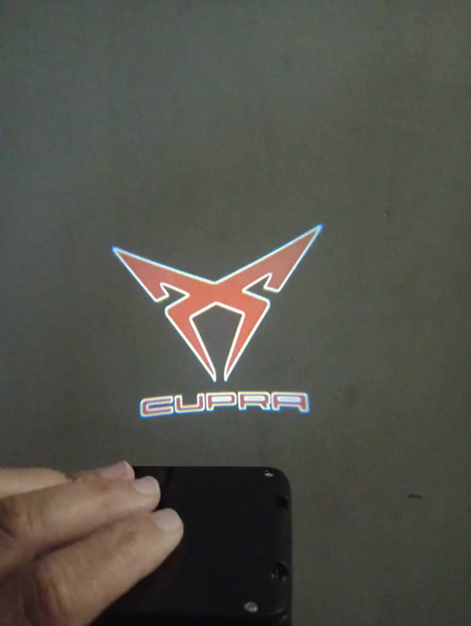 X2 luces LED cortesía para puertas - Cupra logo rojo 1