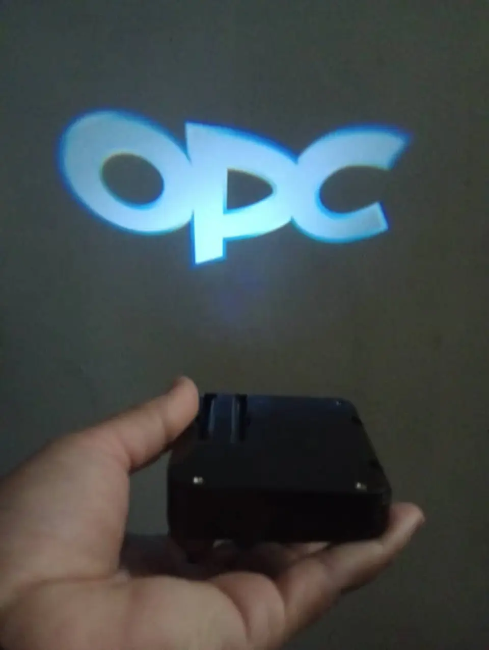 X2 luces LED cortesía puertas (a batería triple A) - OPC 4