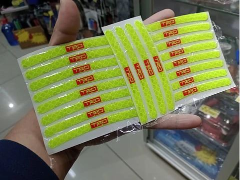 Kit STICKER adhesivos reflectivos TRD para llantas ruedas de rines