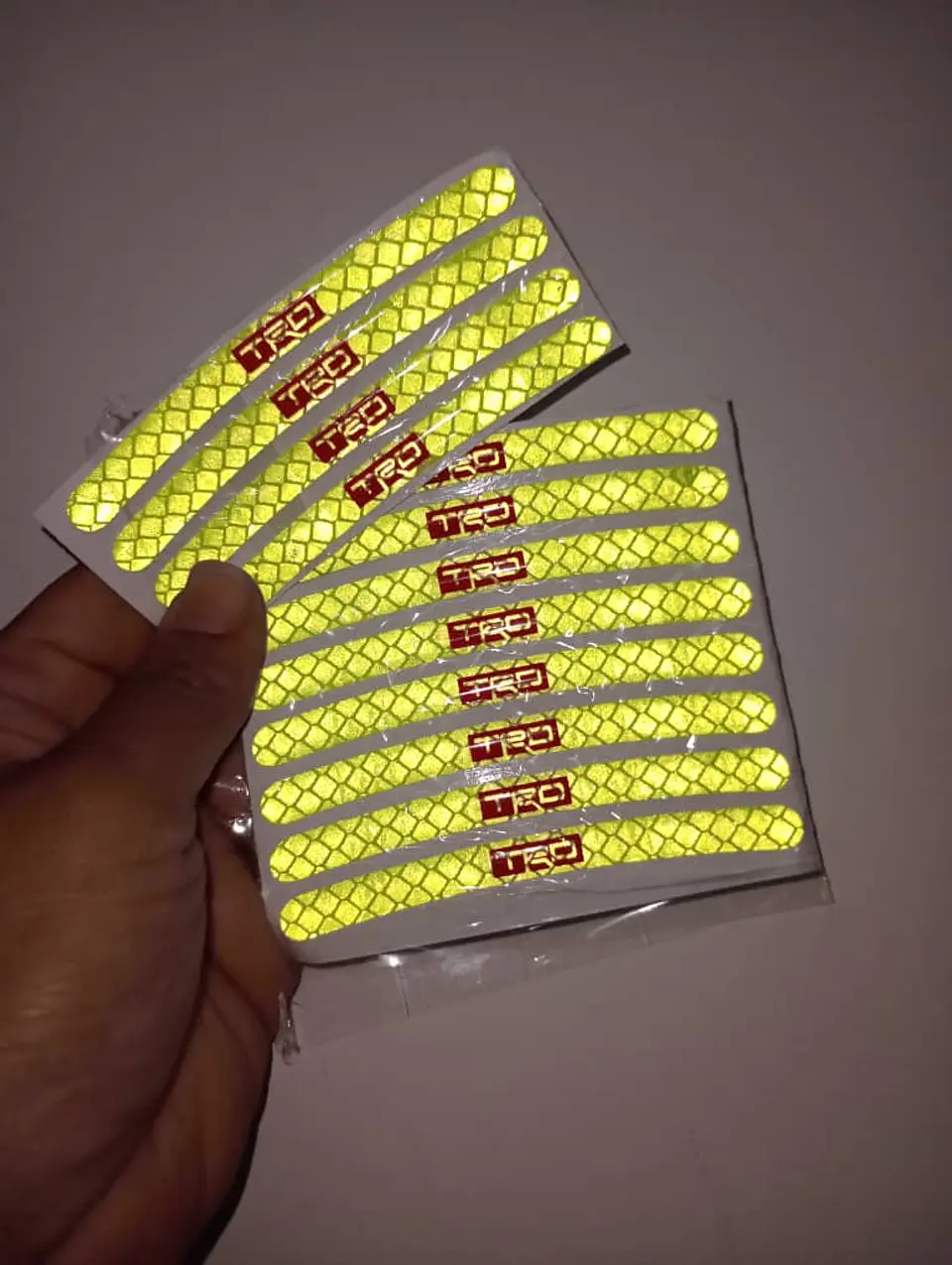 Kit STICKER adhesivos reflectivos TRD para llantas ruedas de rines 10