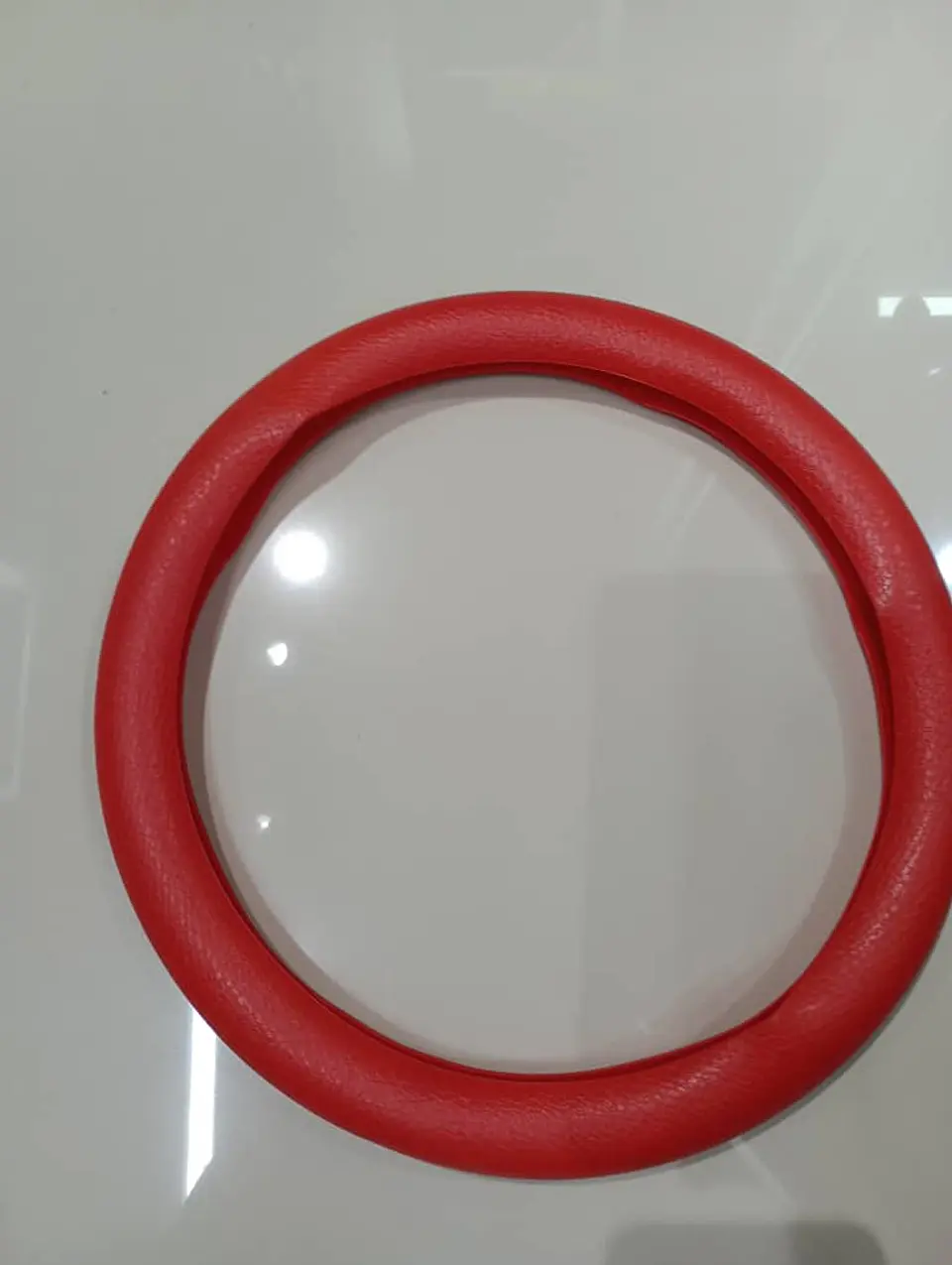 Funda cubre Volante de silicona para autos elastico color rojo 2