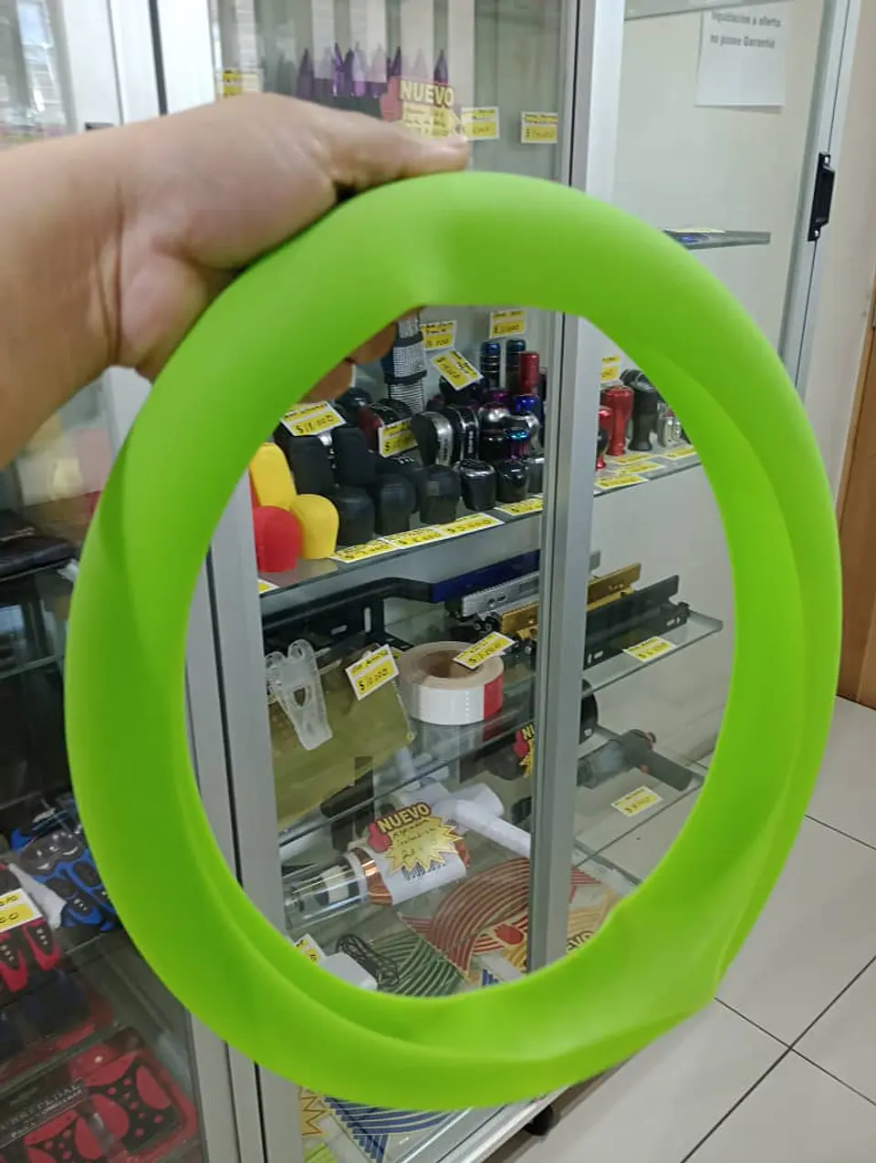 Funda cubre Volante de silicona para autos elastico color verde 1