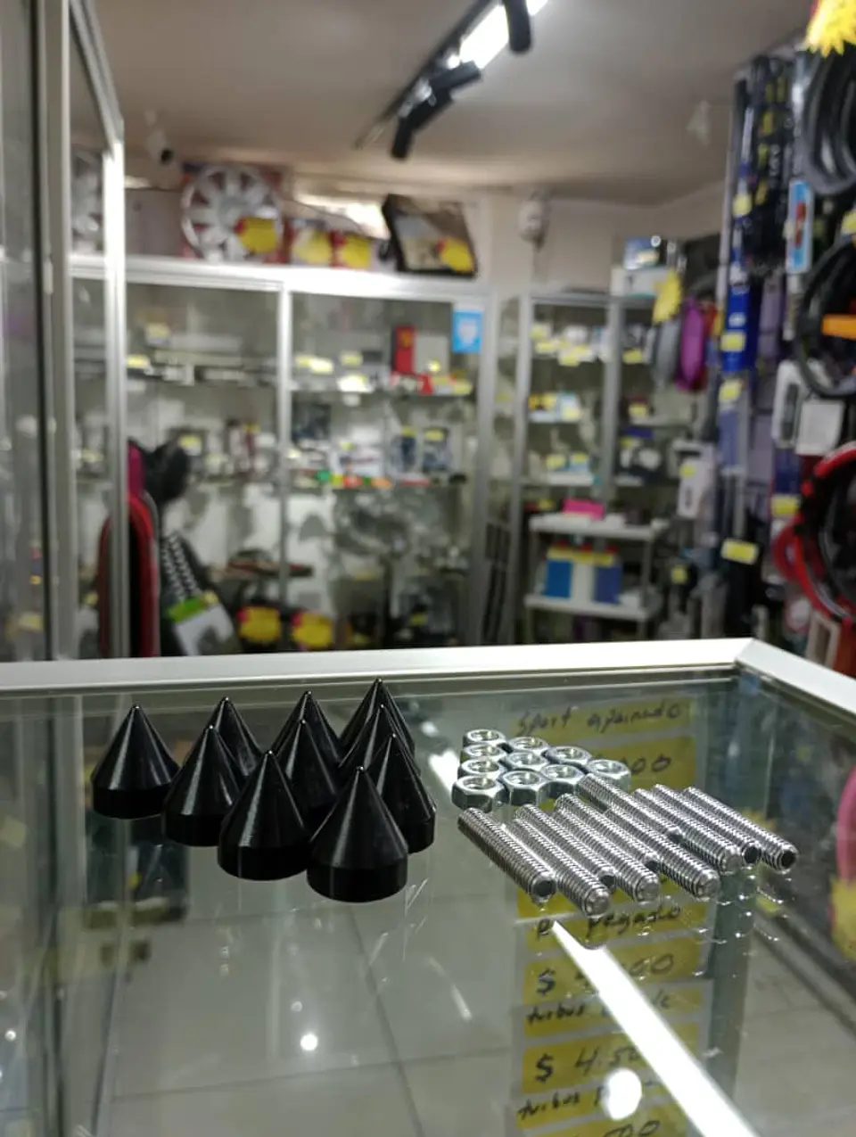 Set de 10 tornillos pernos con 10 Puntas para uso en motor NEGRO 6