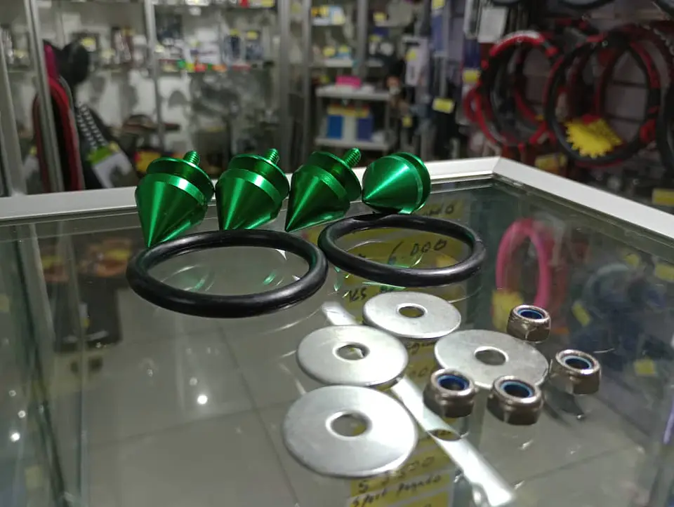 Sujetadores de liberación rápida para parachoques - verde 8