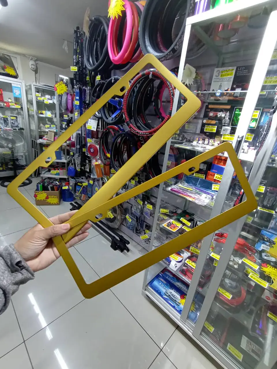 Par porta patentes/marco matrícula - Dorado/Amarillo 1