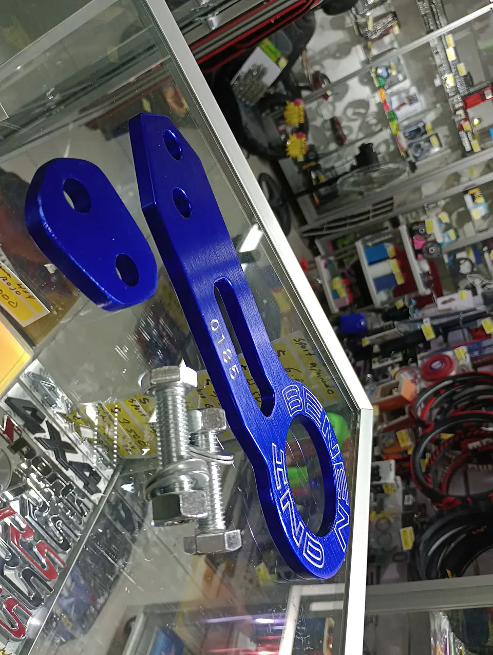 Gancho remolque arrastre aluminio trasero Tow Hook 0185 - Azul 3