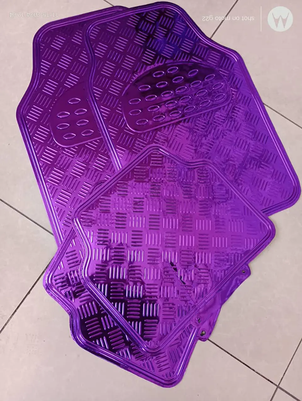 Alfombras pisos de auto diseño metálico morado 1