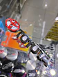 Pegatina emblema de metal Toyota para autos universal - Miniatura 8