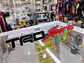 Emblema de metal TRD SPORTS apernado para parrillas de autos - Miniatura 1