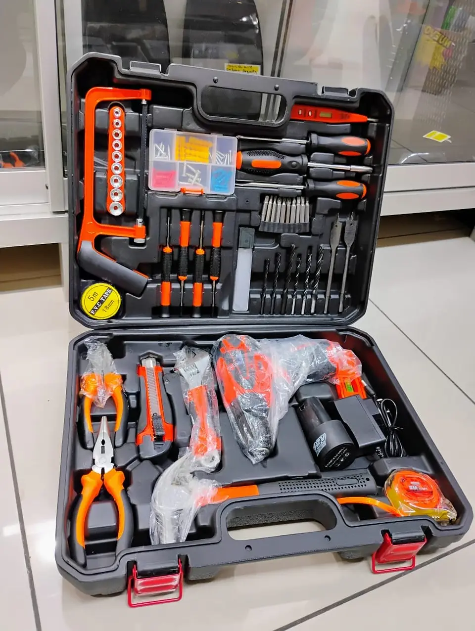 Multikit de herramientas 100 piezas con taladro atornillador 2