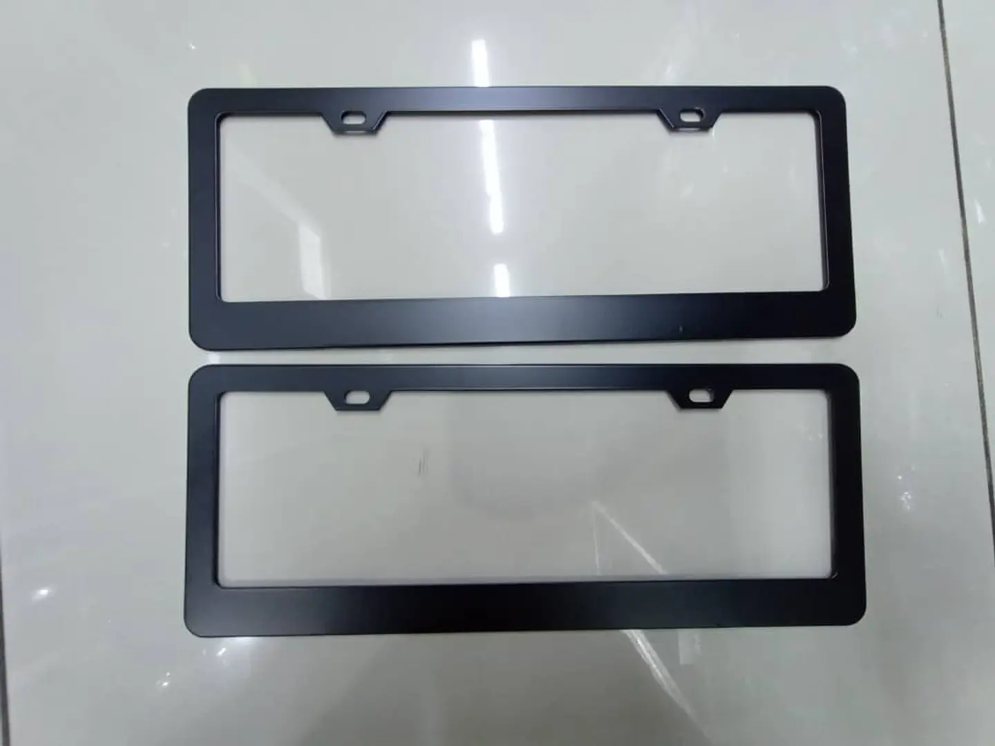 Par de Porta patentes o Marco de placa de matrícula soporte NEGRO 6