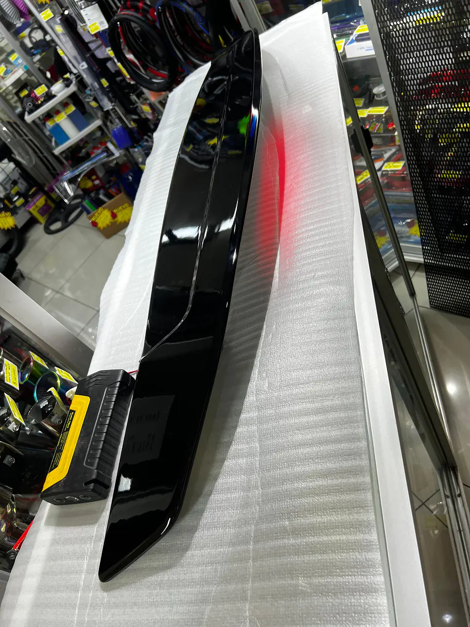 Liquidación Alerón GT, spoiler tunning decorativo universal negro 11
