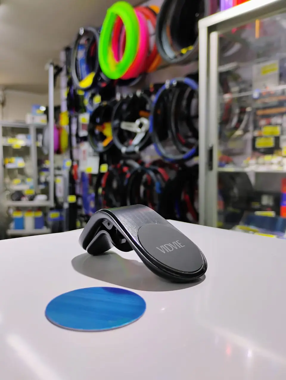 Soporte para Celular Smartphone Magnético con clip para rejilla 14