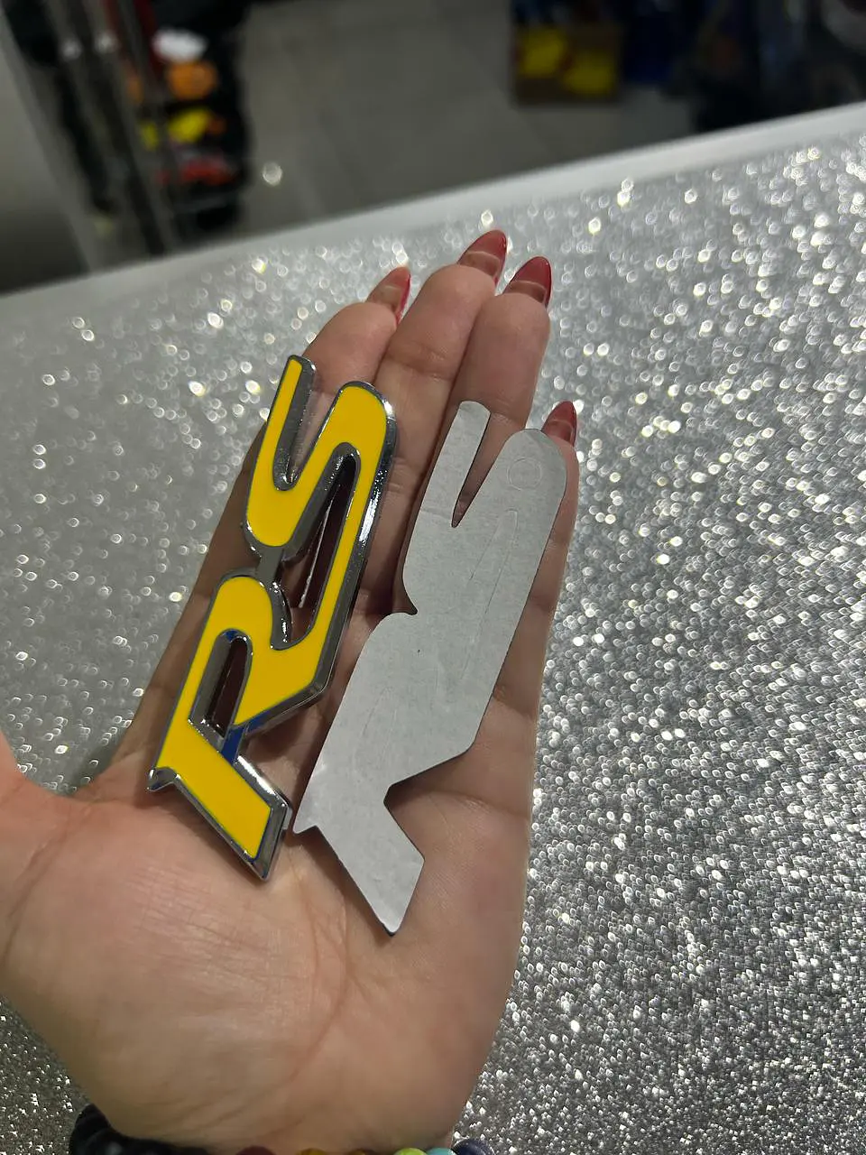 Emblema pegatina - adhesivo metálico RS camionetas SUV amarillo con 3