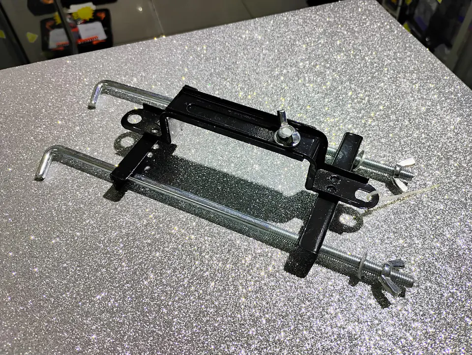 Soporte sujetador de batería barra transversal ajustable para autos 6