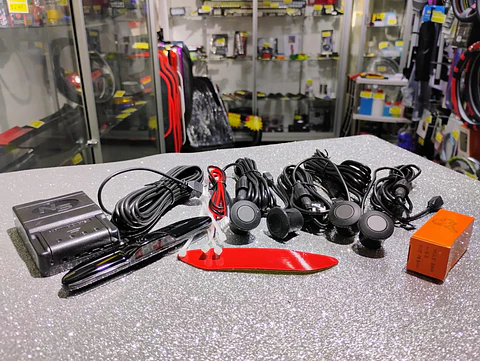 Kit Sensor Retroceso de goma con luz y sonido para Automóviles y