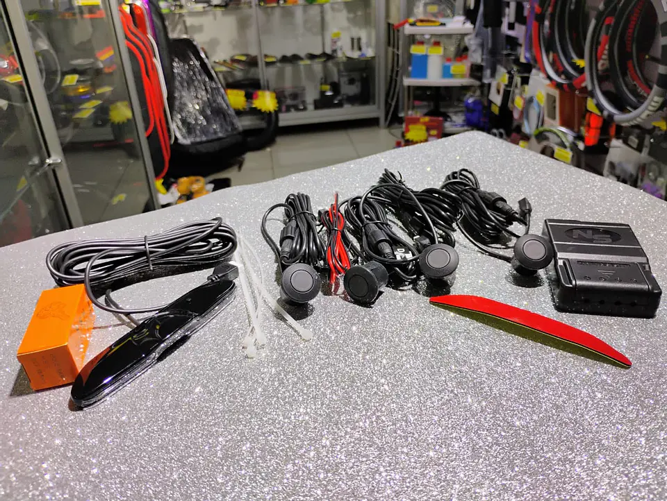 Kit Sensor Retroceso de goma con luz y sonido para Automóviles y 5