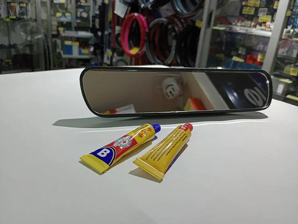 Espejo Retrovisor universal con base de montaje de fácil instalación 13