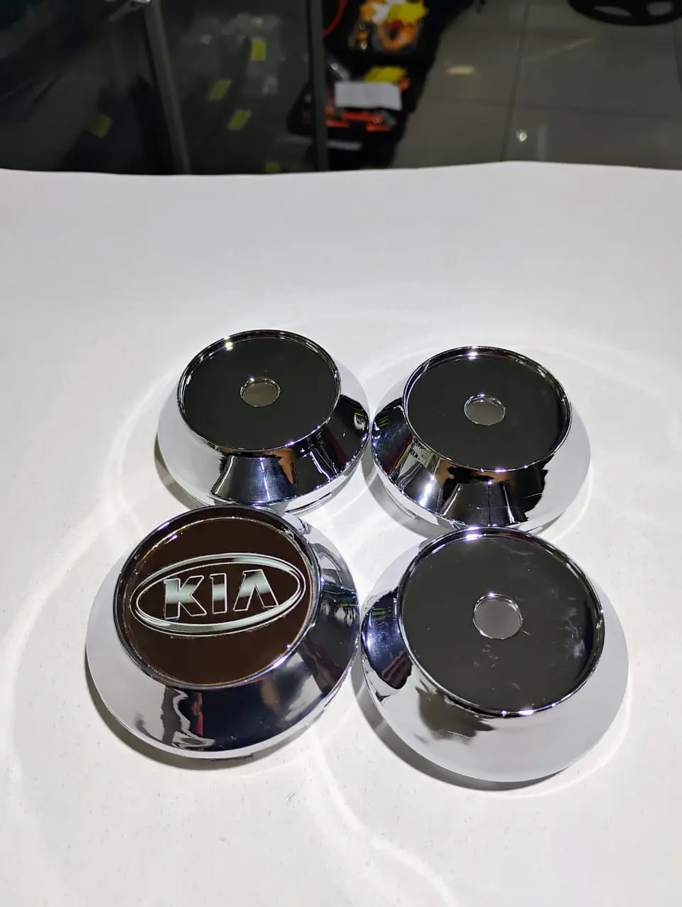X4 Tapas centro de llantas de auto tunning conica kia negra logo gris 9