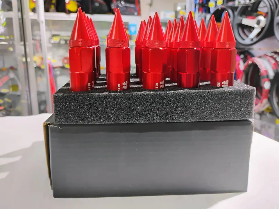 Set kit de tuercas para llantas de auto punta de bala 20 piezas rojo 4