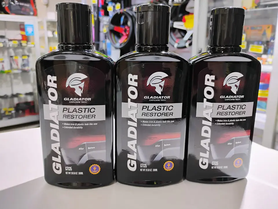Crema Renovadora de piezas plásticas - Gladiator, revestimiento de 4