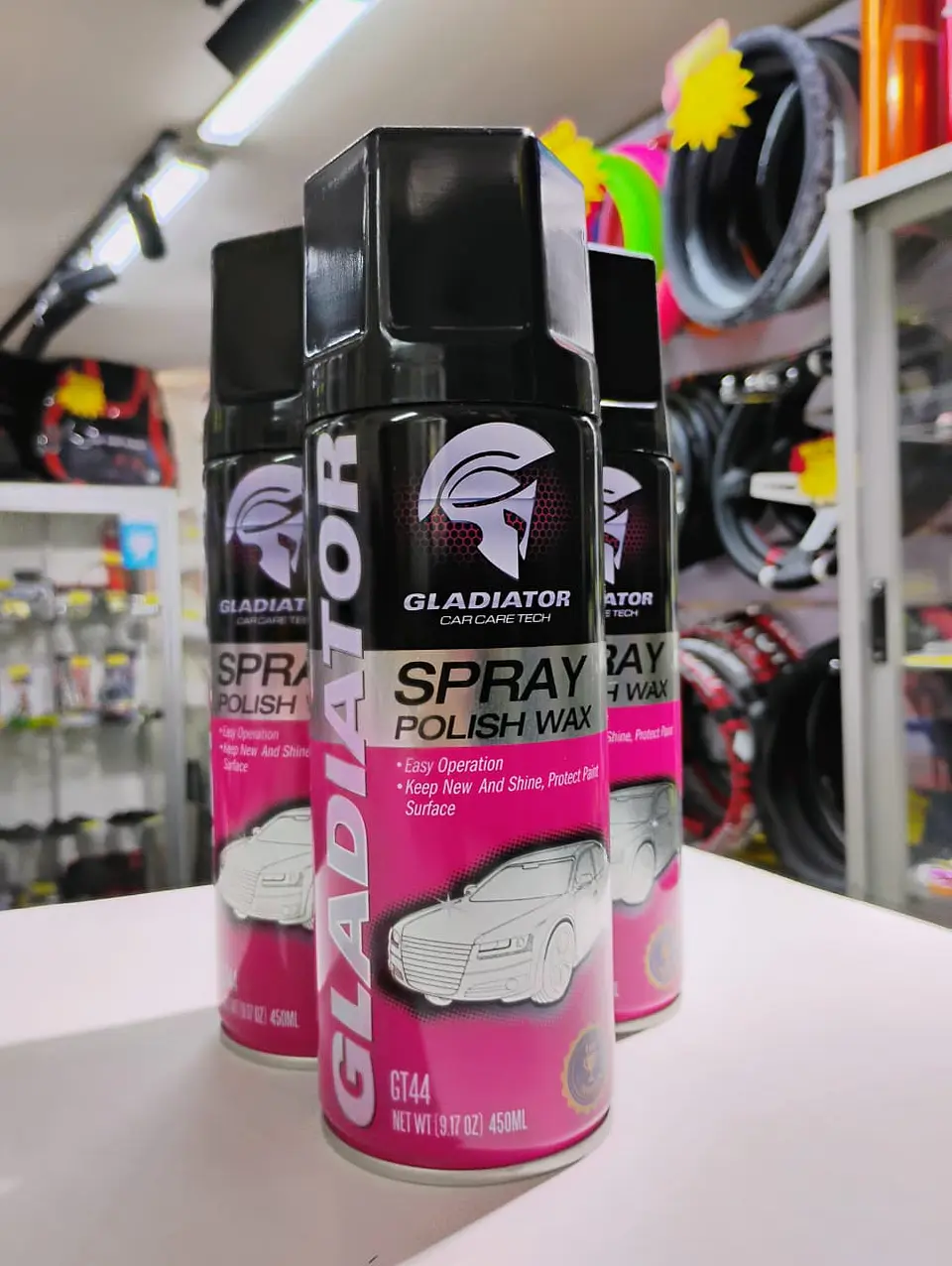 Cera pulitura alto brillo Gladiator en spray 2