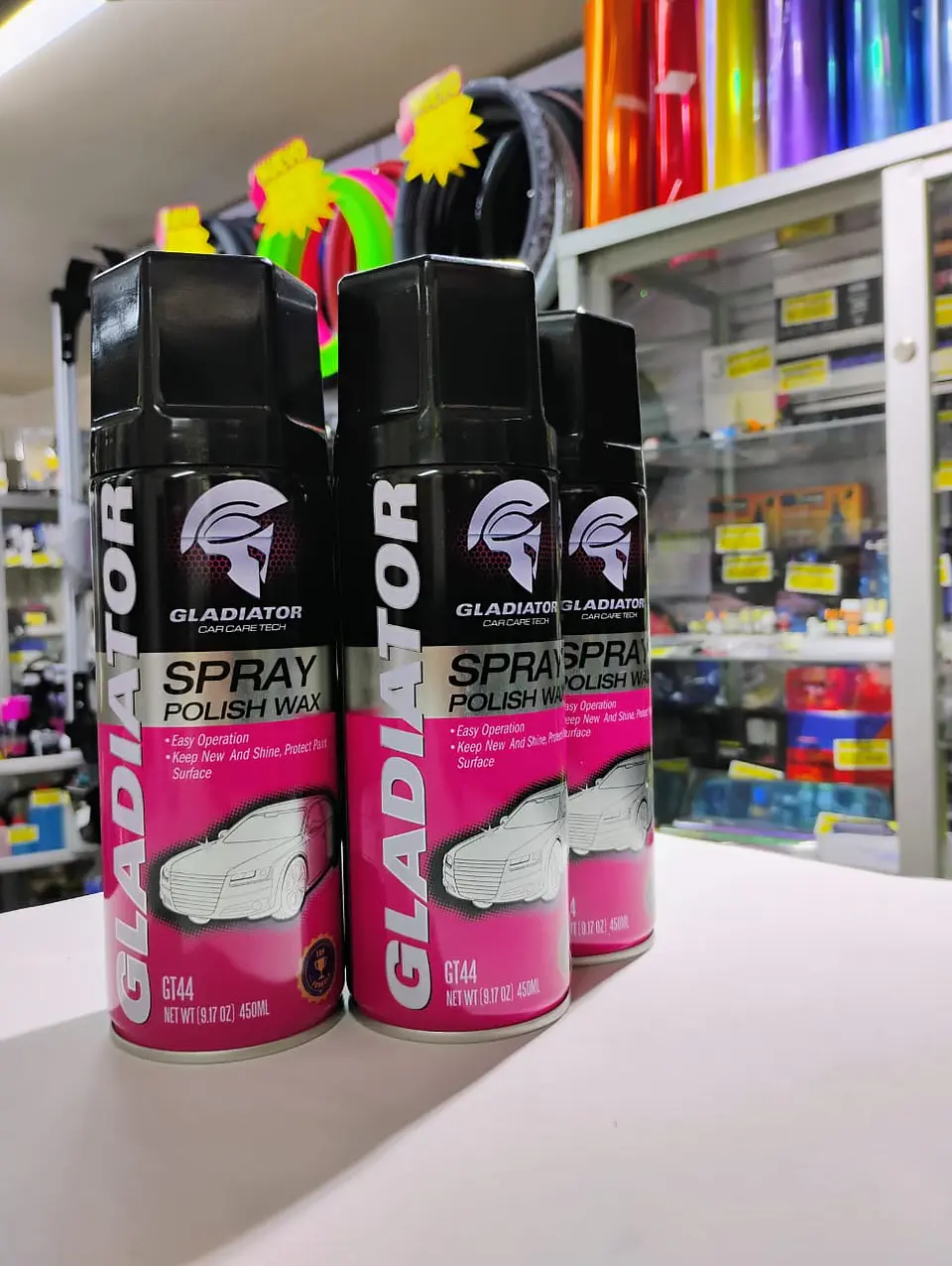 Cera pulitura alto brillo Gladiator en spray 4