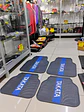 Set pisos X4 alfombras de goma tunning Takata - Negro/Azul - thumbnail 2