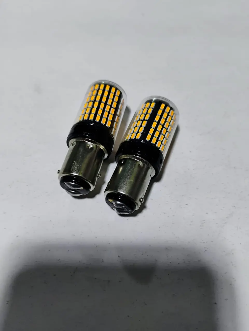 Par de Ampolletas Led doble contacto 2 contactos BAYD15D P21/5W 2