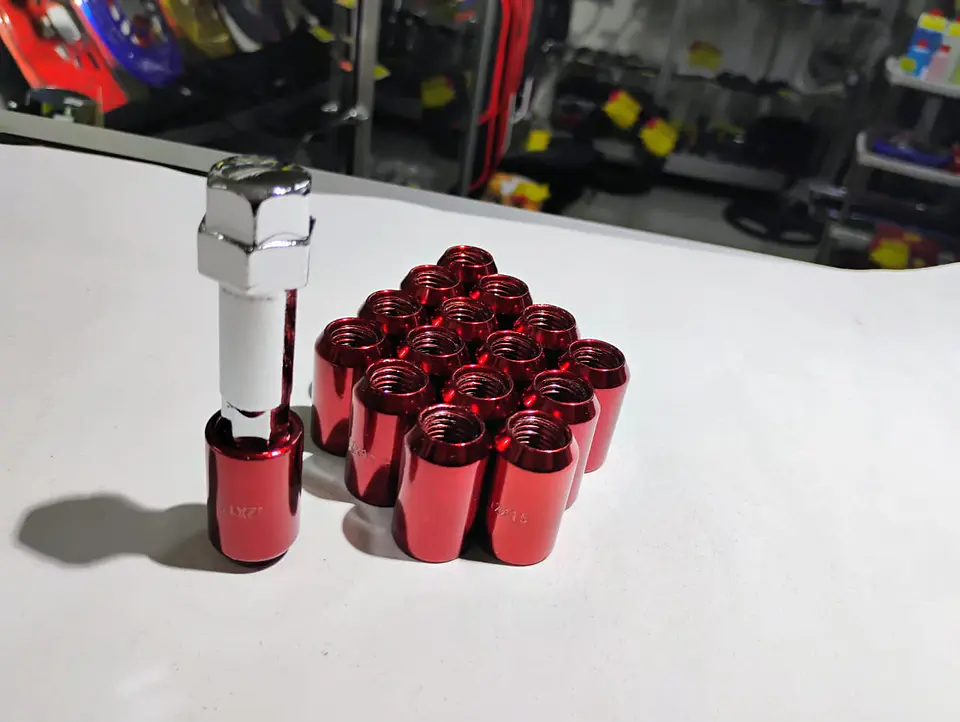 Set tuercas de seguridad 16 piezas 32mm - Rojo 1