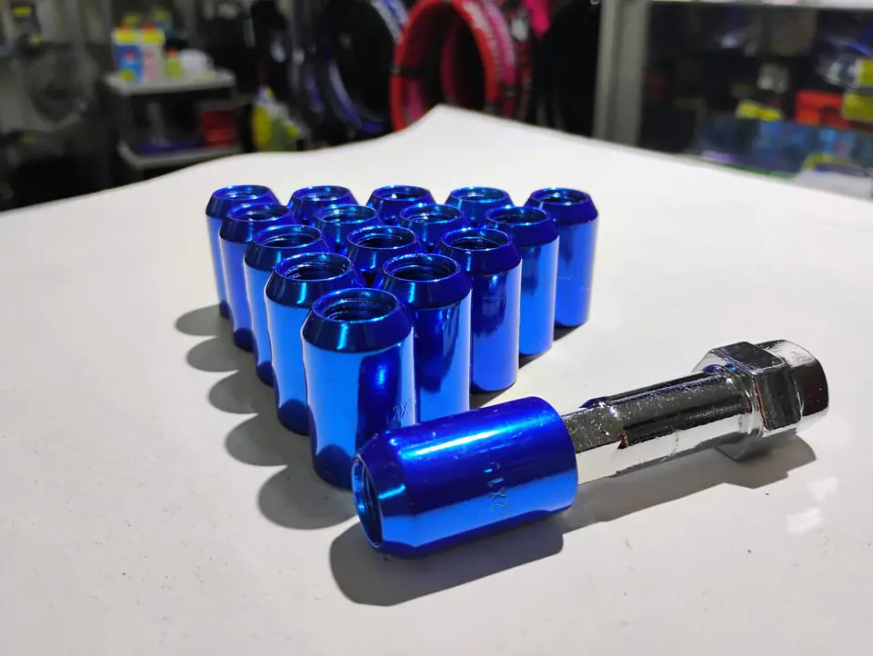 Set tuercas de seguridad 16 piezas 32mm - Azul 13