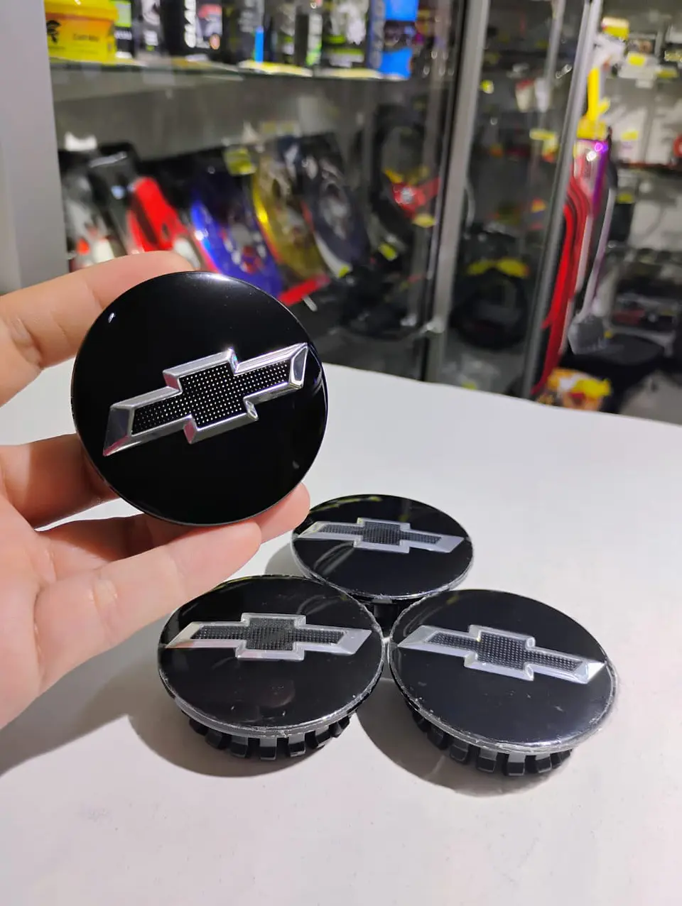 Set X4 Tapa centro de Llantas de autos 59mm diámetro negra 8