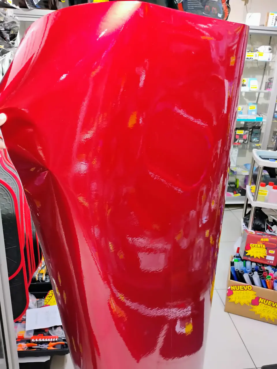 Papel vinilo adhesivo decorativo para wrapping de autos rojo candi 19