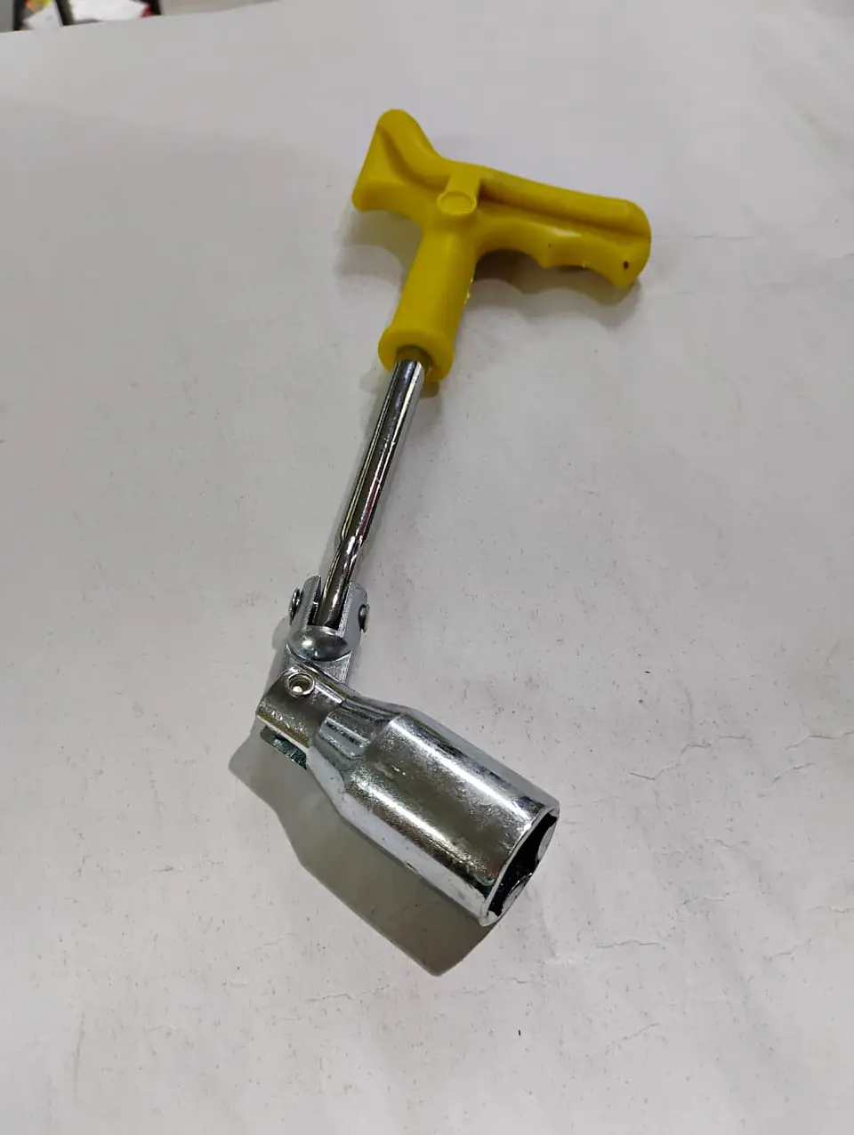 Llave herramienta extractor saca bujias - barra T 3/8 mango 2