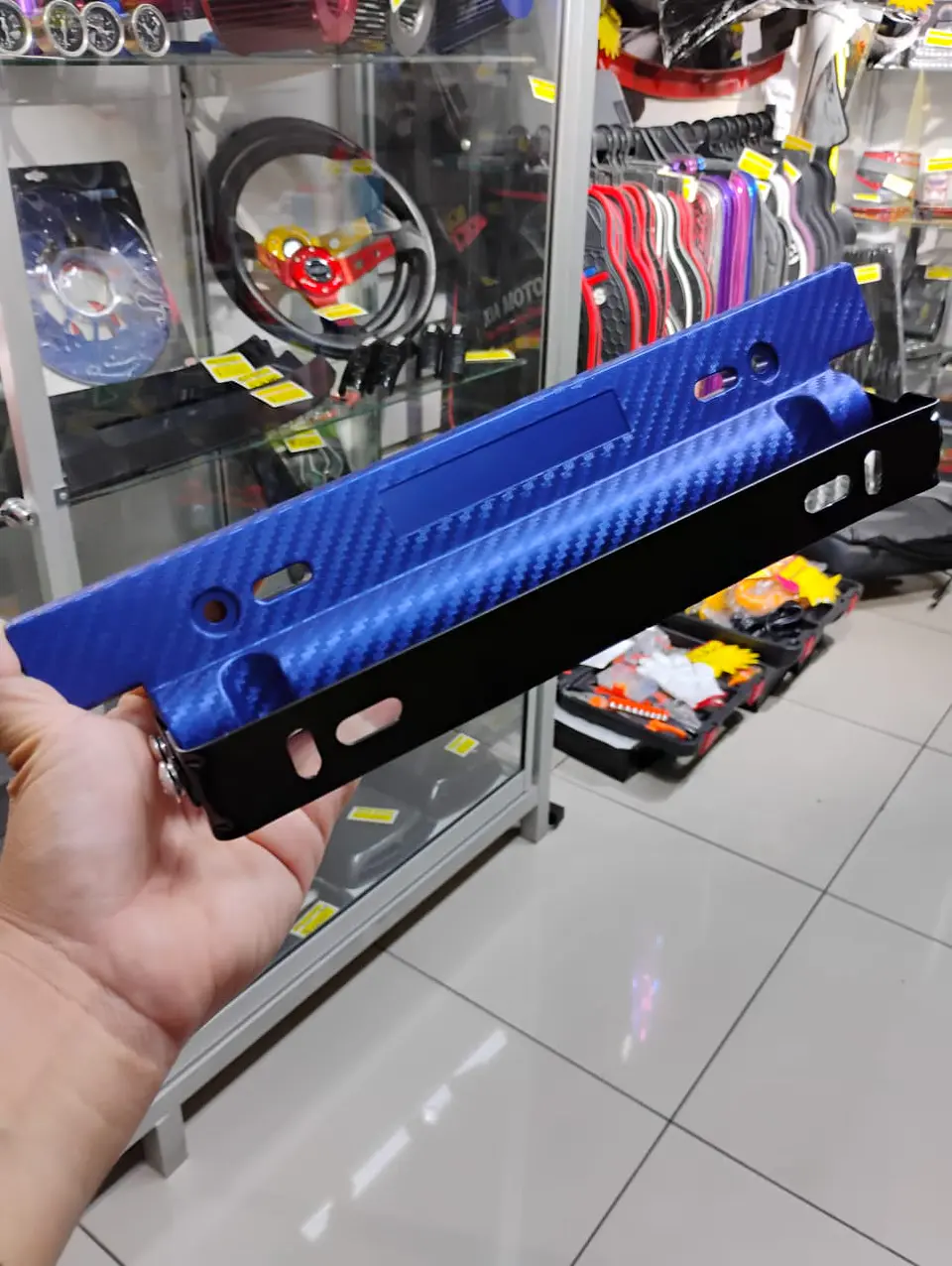 Porta placa patente fibra de carbono - azul 8