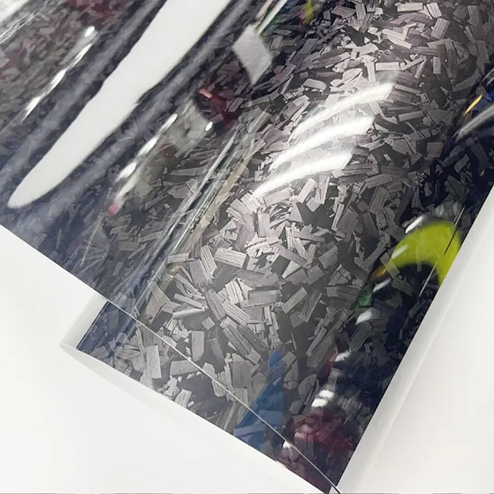 Papel Vinilo - adhesivo fibra de carbono forjado negro gloss 16