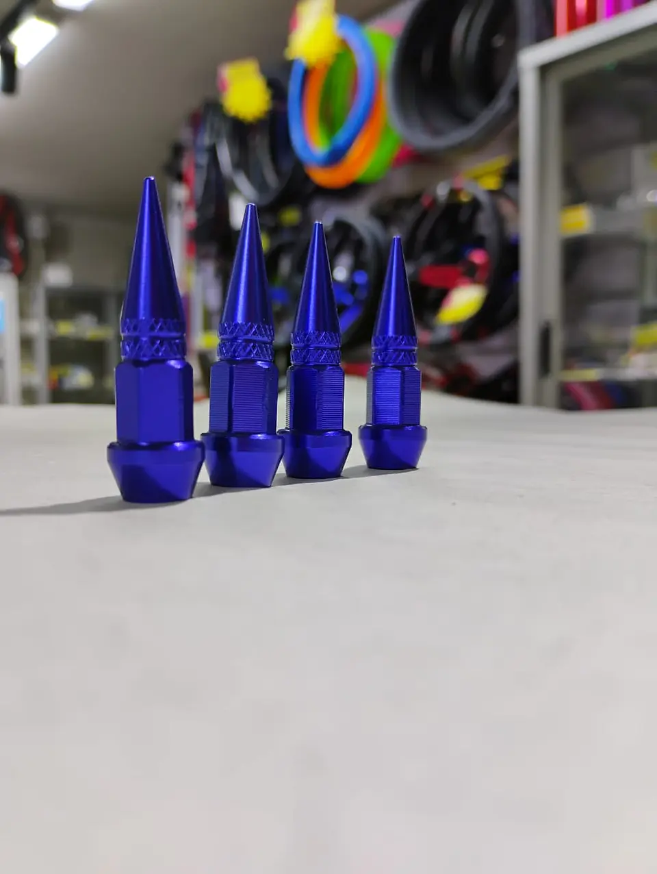 Set X4 Tapas de válvulas universal 45mm punta pequeña Azul 2