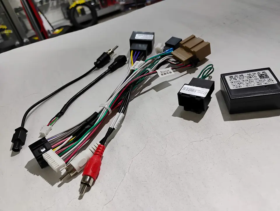 Interface Canbus Arnes + adaptador antena para Chevrolet New Sail 9