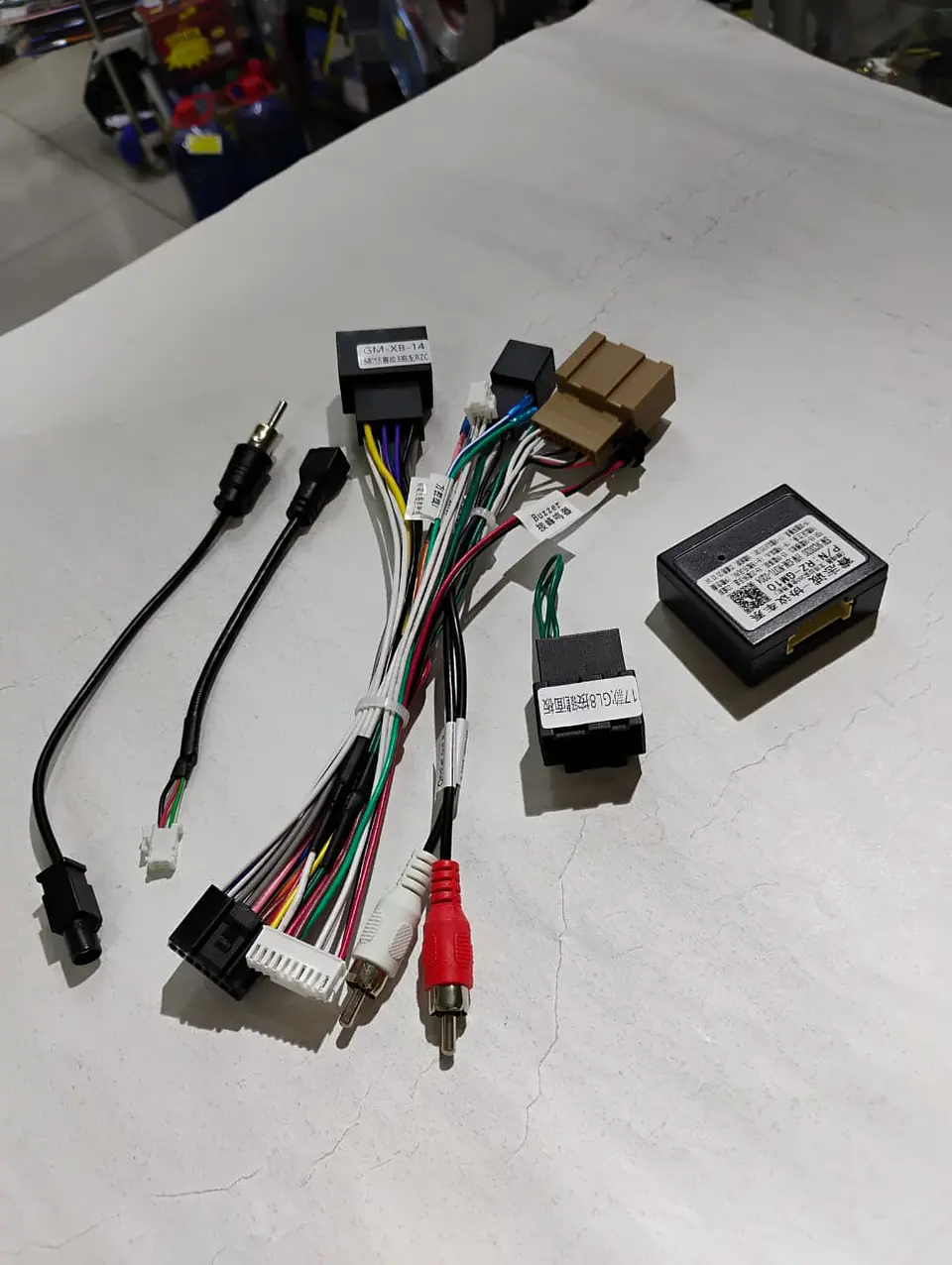 Interface Canbus Arnes + adaptador antena para Chevrolet New Sail 10