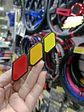 Emblema Insignia de rejilla tricolor de acrílico apernado decoración - thumbnail 13