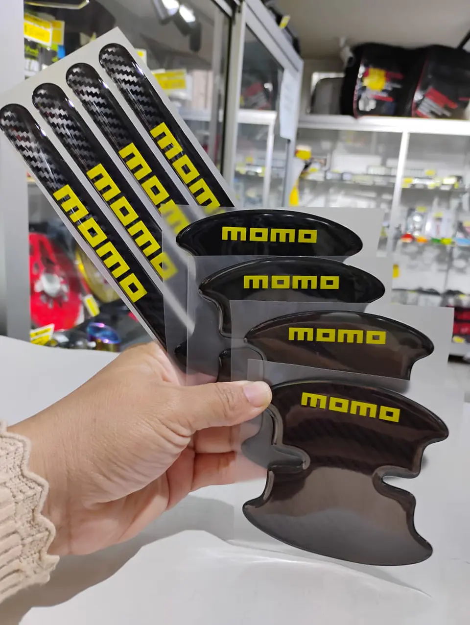 DE Set x8 Protectores Momo 3